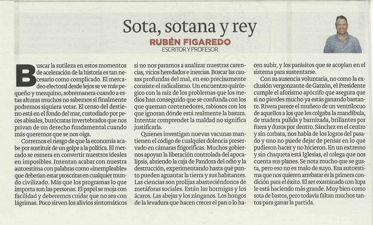 Sota, sotana y rey; - originariamente publicado en El Comercio, el 07.12.15. (Artículo escaneado de la versión imprenta en el periódico El Comercio.